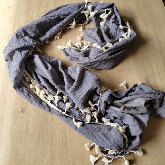 Purplish Gray Scarf with cream tassels - Picture 1 of 2